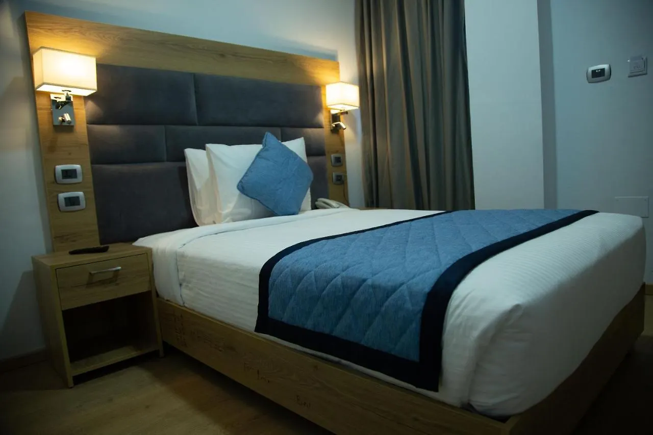 Aselefech Merga Hotel And Spa アジス・アベバ キャンプ場